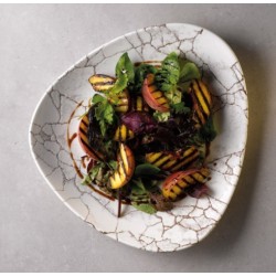 Assiette porcelaine Kintsugi, forme triangle 20 x 22.9 cm (x 12)